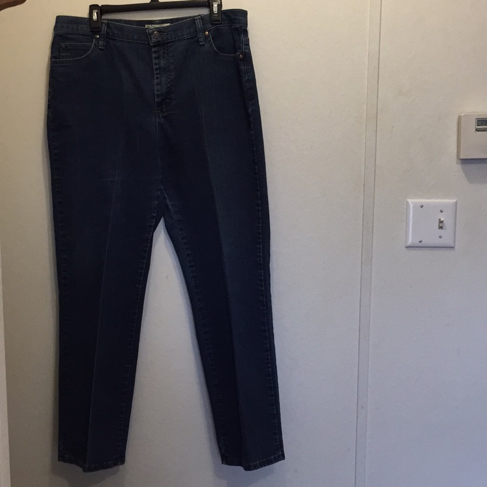 Lee Relaxed Straight Leg Jeans